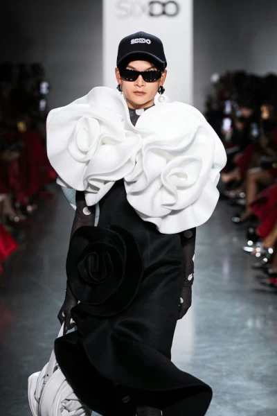 fashion-show 0107SIXDO NYFW foto KIENGCANTEAM.jpeg